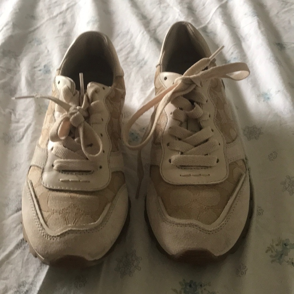 Coach sneakers🍄